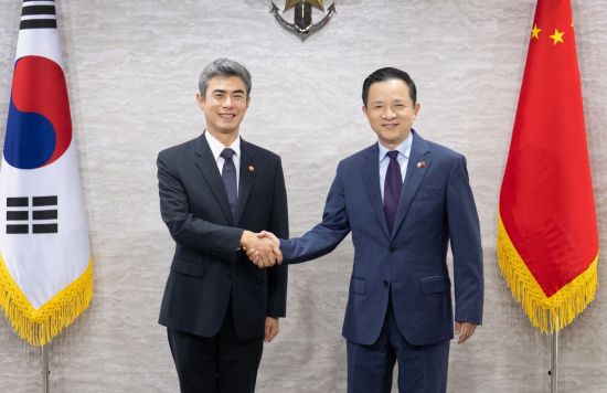 강신철 국방장관, 中대사 만나 "한반도 긴장 고조, 중국 이익에도 부합하지 않아"