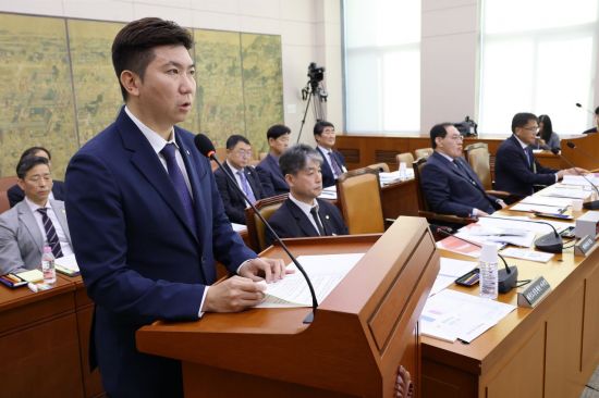 [2026국감]유승민 회장 “아시안게임 병역특례 폐지, 아마추어 목소리 반영해야”