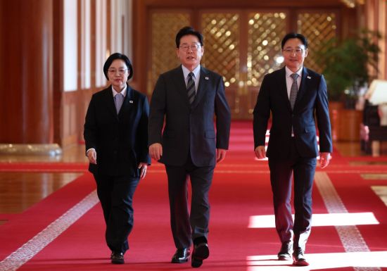 '화요 주례보고'로 바뀐 대통령-총리 회동…임광현식 '효율' 시동
