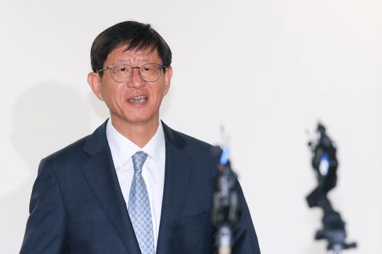 최길수 특감 "중립·독립 끝까지 견지…'파놉티콘' 되겠다"