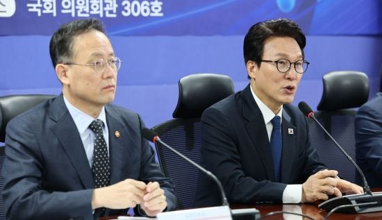 당정, 가상자산 과세 결론 못 내…"점검 후 최종 판단"