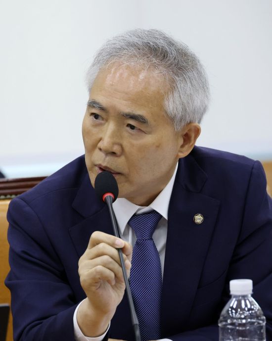 민주당, 주진우 의원 서울경찰청에 고발…양부남 법률위원장 "대통령과 가족 명예 훼손"