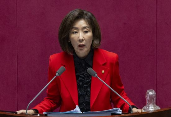 나경원 “사전투표 반드시 폐지해야…여당 뻗댈수록 갈등 증폭”