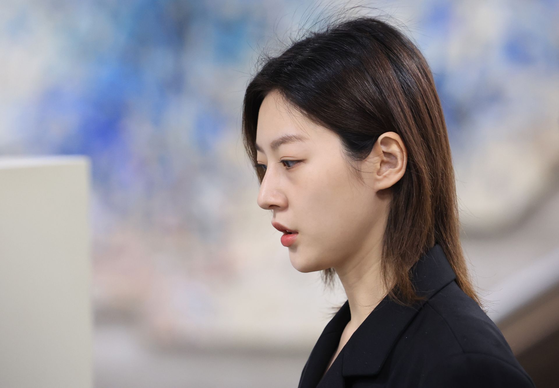 또 다른 유튜버 '연예뒤통령 이진호'는 2022년부터 배우 김새론에 관한 폭로 영상을 여러 차례 게시했다.