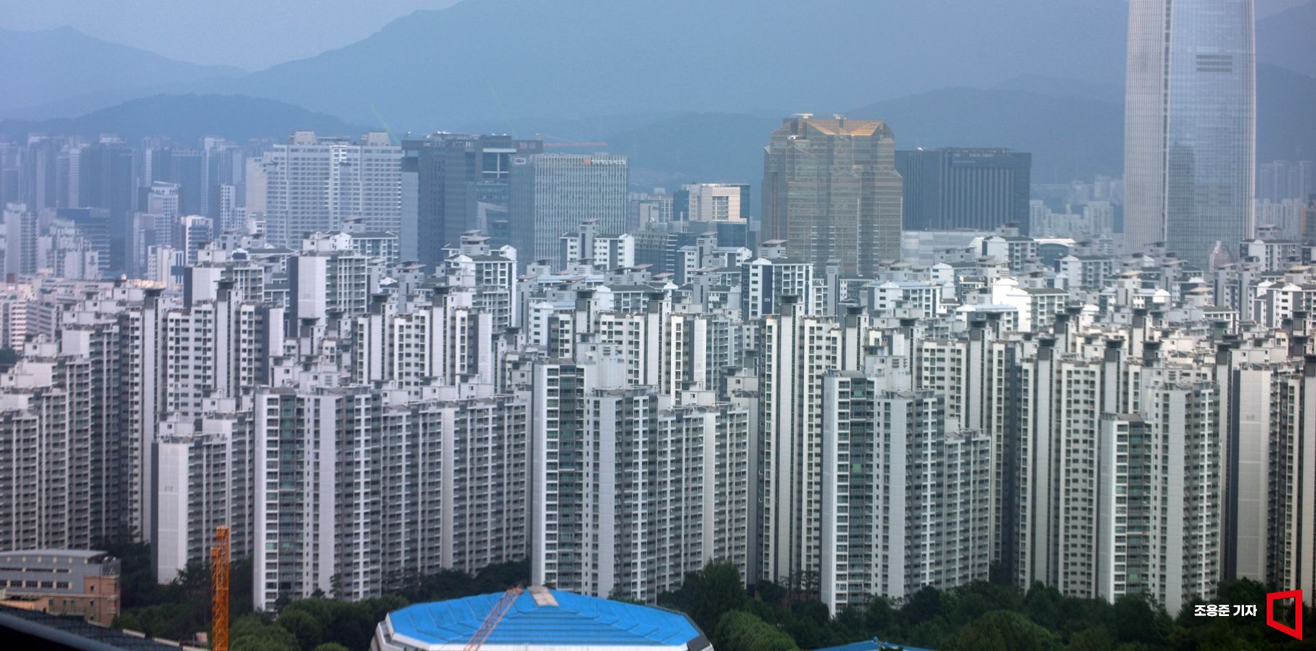 “세금 오르기 전에 증여하자” 집주인들, 자녀에게 몰아주기강남·용산 중심 미성년자 증여 급증