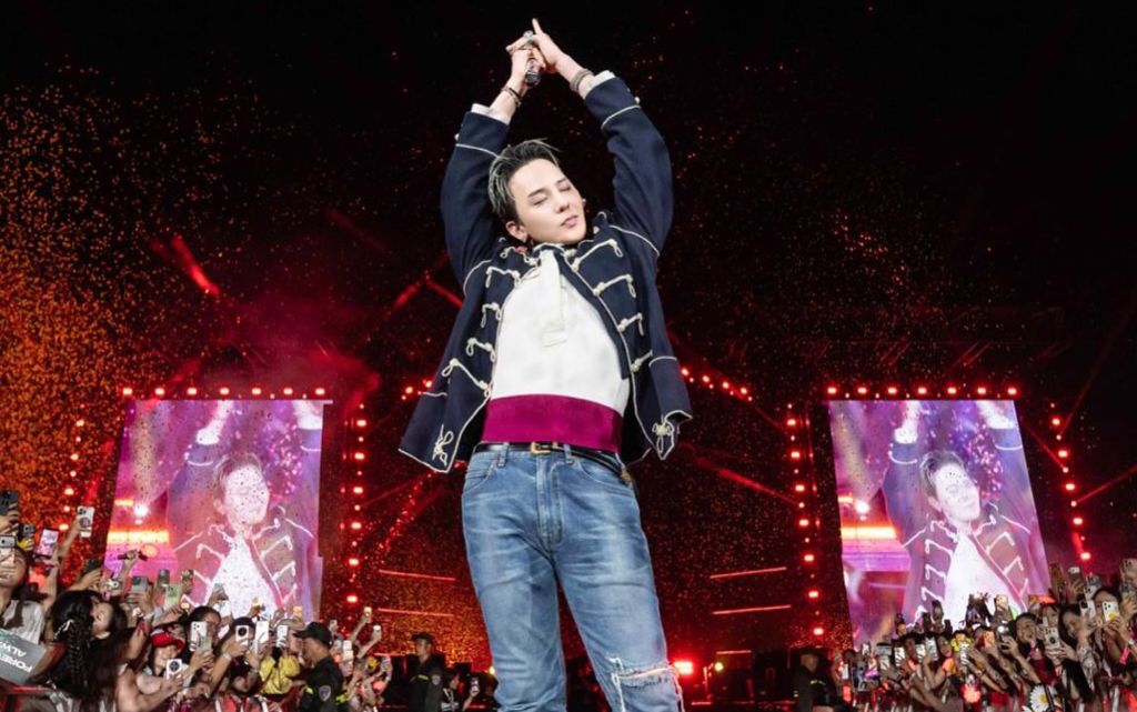 G-Dragon Concert VIP SeatRegular Price 220,000 KRW→6,800,000 KRW Transaction