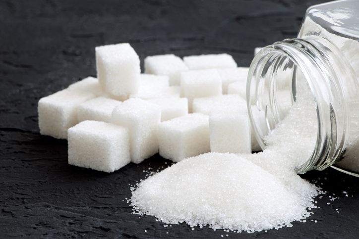 이번 통계가 말해주는 건 단순합니다. '과일에 들어 있는 자연당과 가공식품·정제 탄수화물의 당은 같은 당이 아니다'사과를 먹는 것보다 빵, 탄산음료, 가공식품을 무심코 섭취하는 습관이 혈당 관리에는 훨씬 더 위험할 수 있습니다.